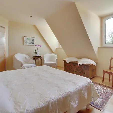 Domaine Thierhurst Bed and Breakfast